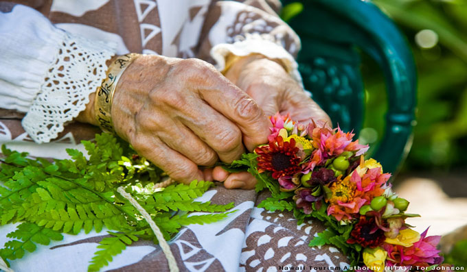 Haku Lei Making